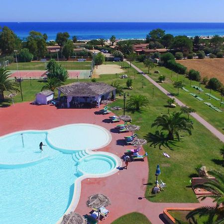 Rey Beach Club Monte Nai Exterior photo