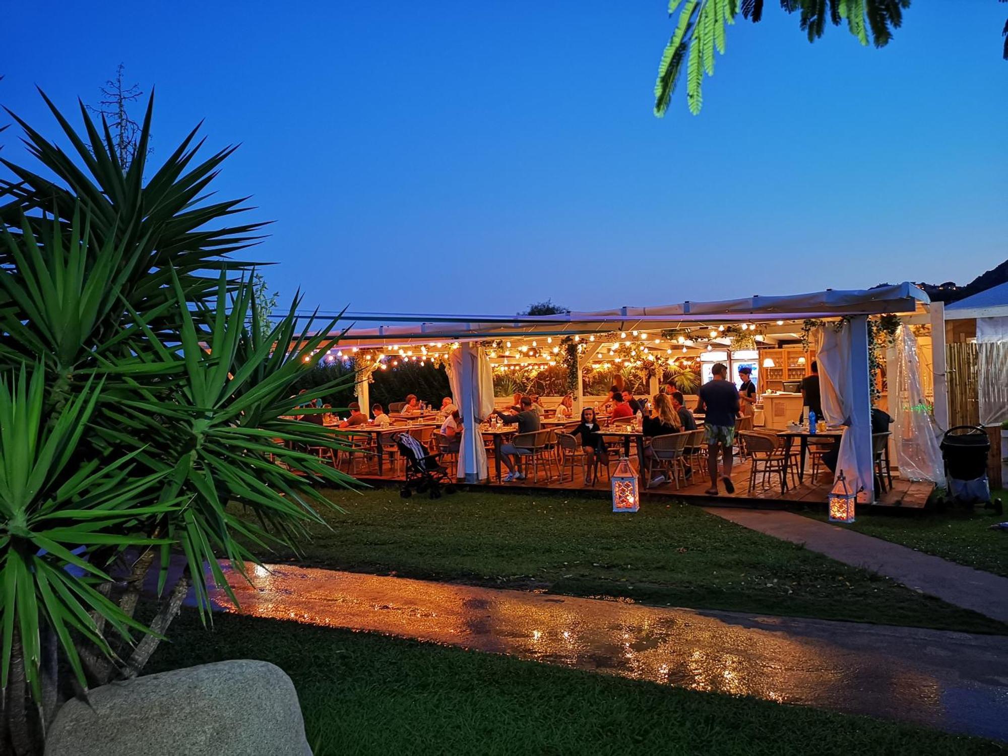 Rey Beach Club Monte Nai Exterior photo